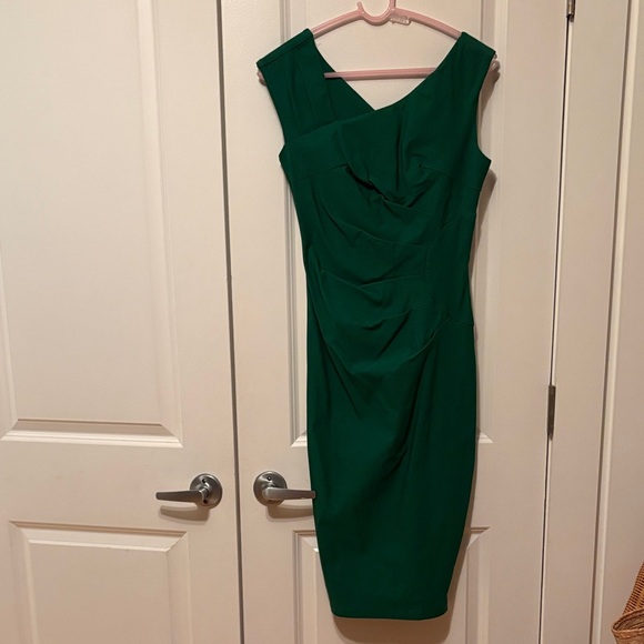 Elegant Asymmetrical Green Dress - Picture 1 of 6